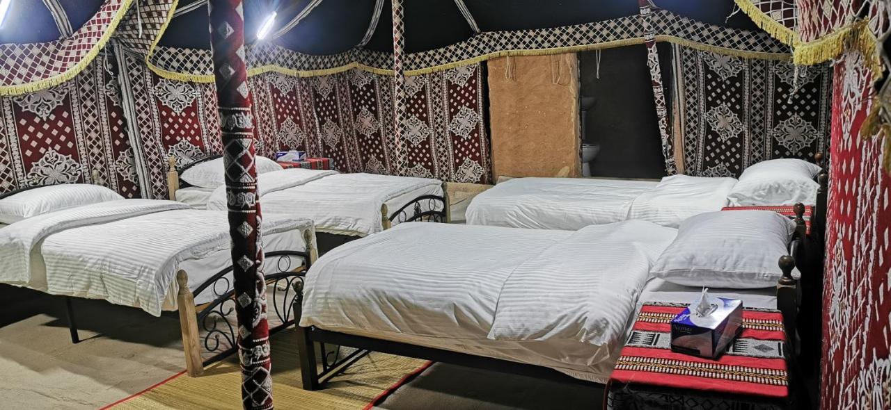 Desert Wonders Camp Ḩawīyah Extérieur photo