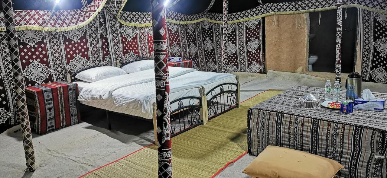 Desert Wonders Camp Ḩawīyah Extérieur photo