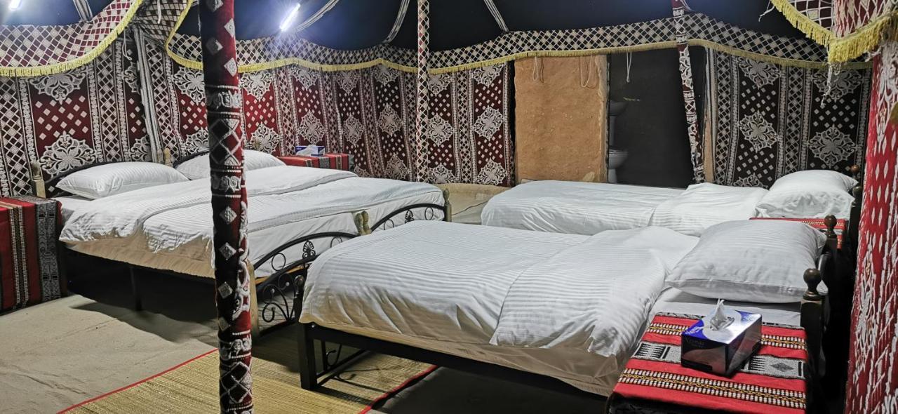 Desert Wonders Camp Ḩawīyah Extérieur photo
