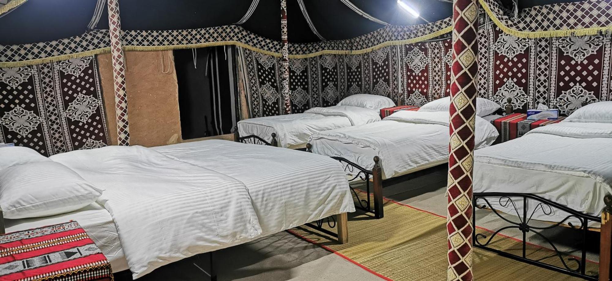 Desert Wonders Camp Ḩawīyah Chambre photo