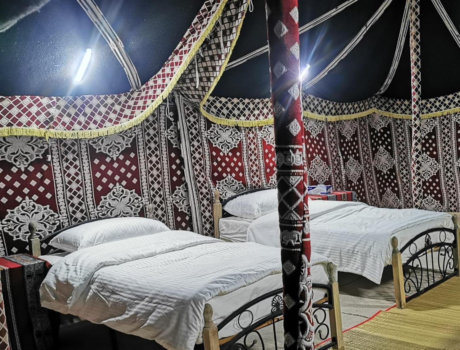 Desert Wonders Camp Ḩawīyah Extérieur photo