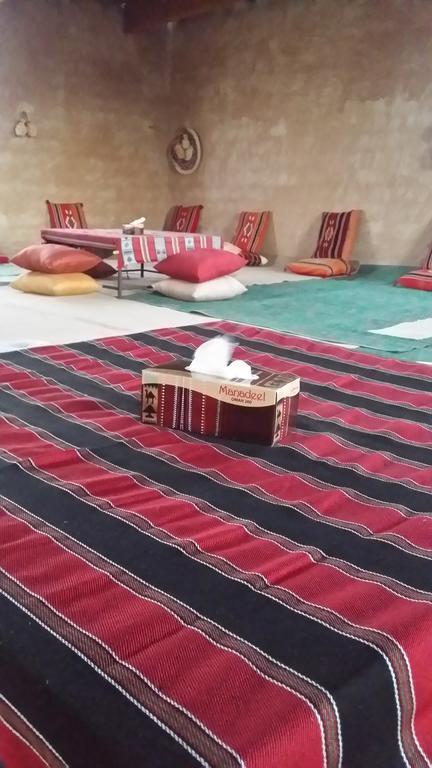 Desert Wonders Camp Ḩawīyah Extérieur photo